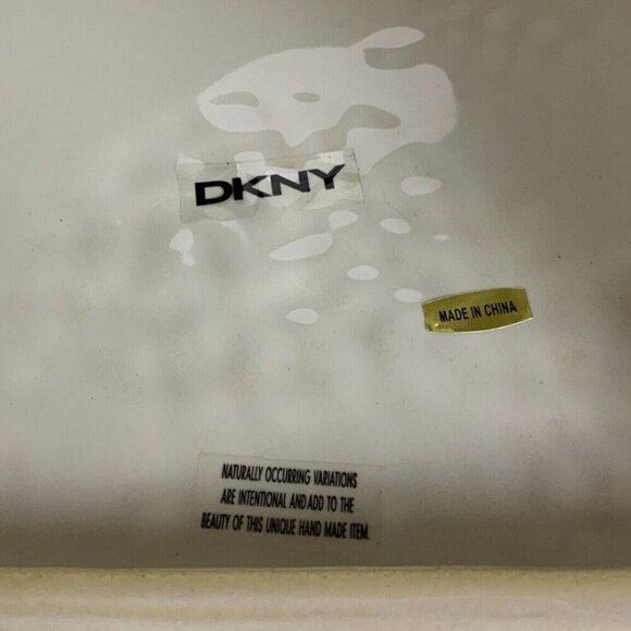 DKNY Donna Karan New York Ceramic Tissue Box Holder Teal White Mums Dandelions - Picture 8 of 8